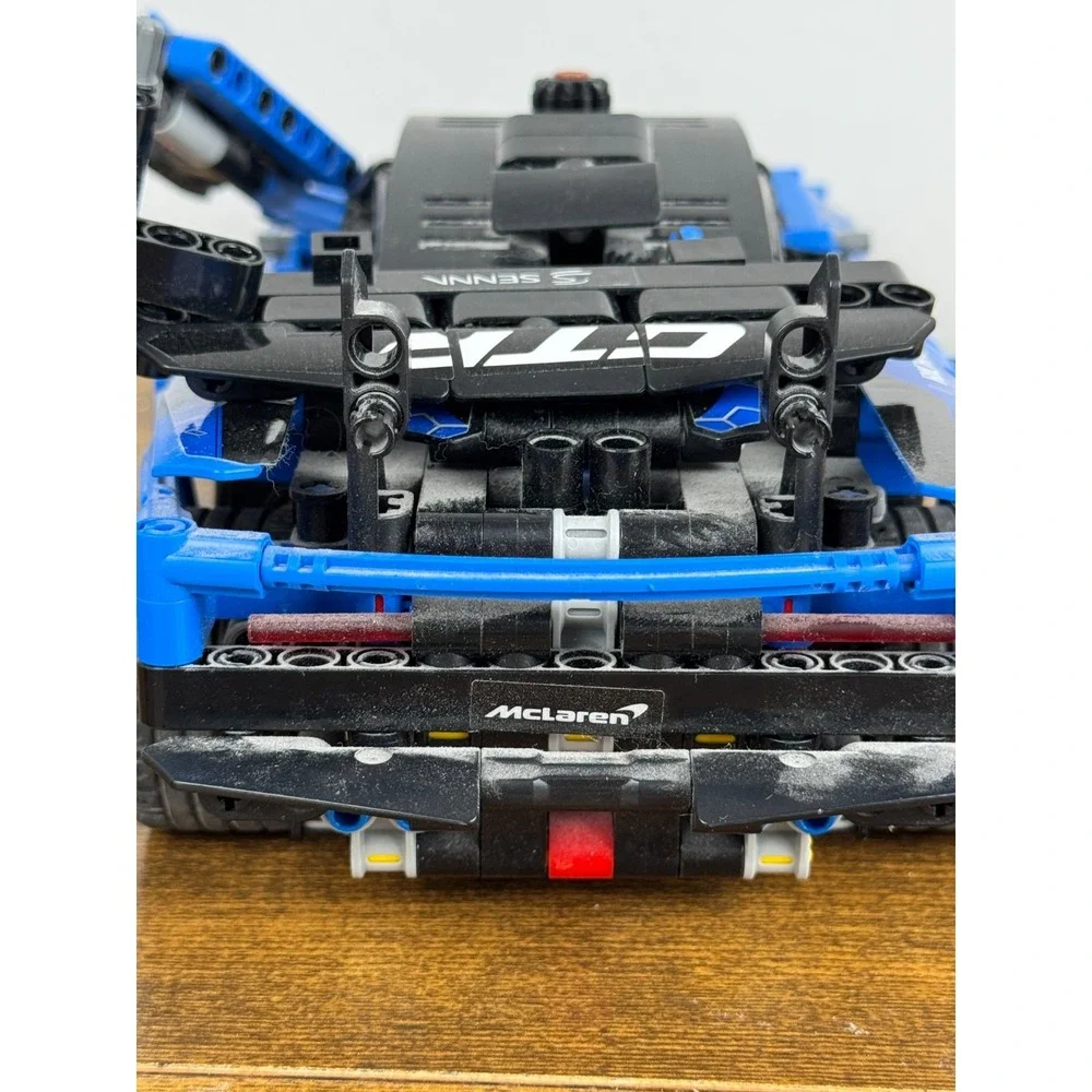 LEGO Technic McLaren Senna GTR 42123 Blue‎ Race Car Model – 98% Complete - Picture 8 of 16